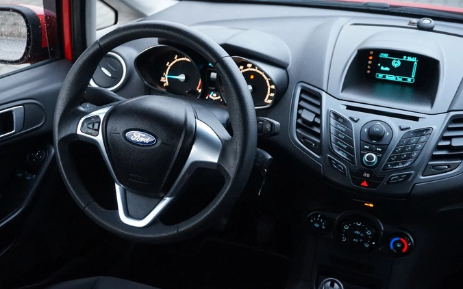 Ford Fiesta cena 22999 przebieg: 130000, rok produkcji 2014 z Kępno małe 172